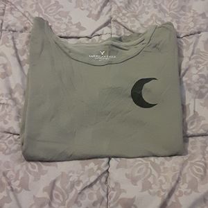 Juniors american eagle tshirt